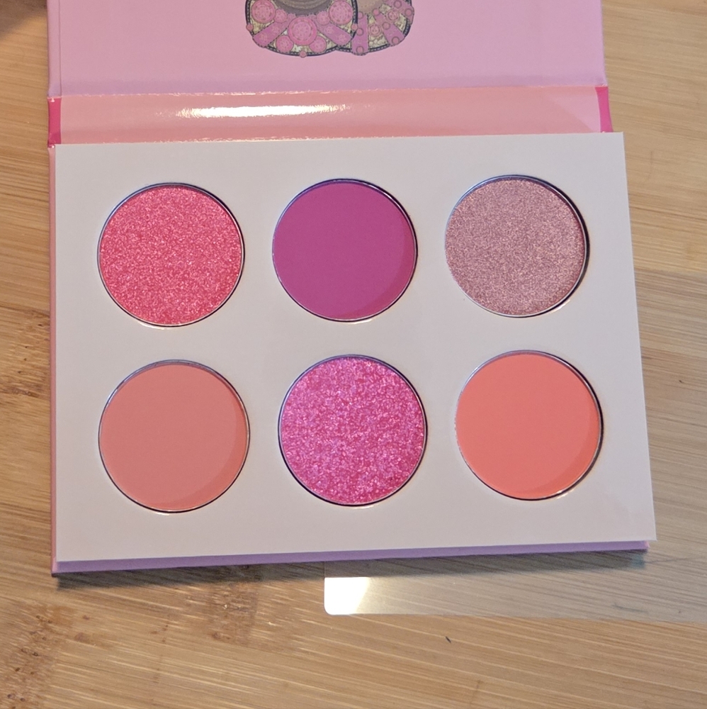 Juvia's Place Pink and Purple Eyeshadow Palette